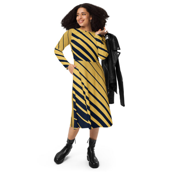 Long sleeve midi dress