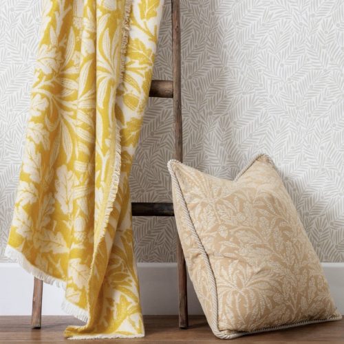Acorn Tonal Jacquard Throw Gold