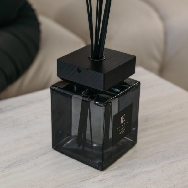 Evera Fresh Fig Solid Black Reed Diffuser Set 1000ml
